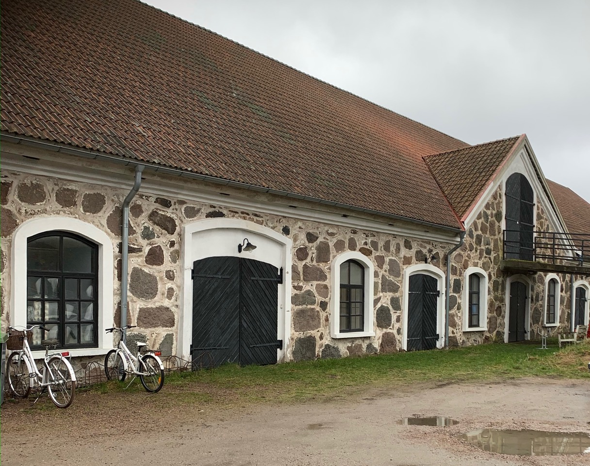 Anläggningen som tidigare drevs av Thleborgs Ryttarsällskap och nu av Växjö Fältrittklubb.